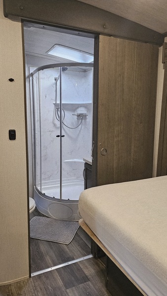 Loveys Place Photo 4