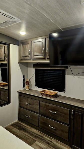 Loveys Place Photo 3