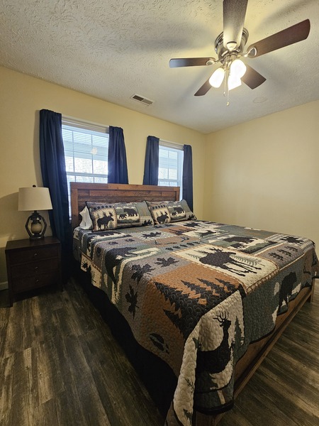 Eagle Bluff Condominium #1 Photo 5