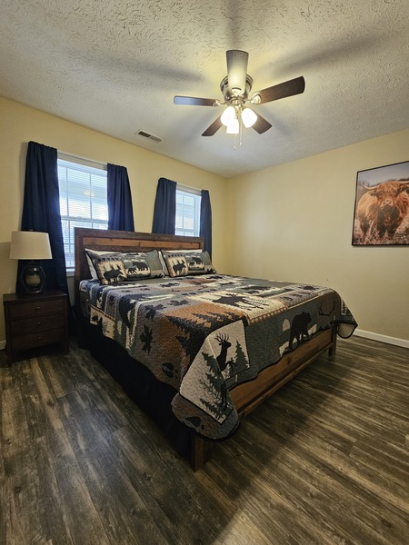 Eagle Bluff Condominium #1 Photo 6