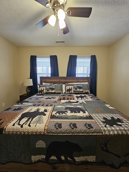 Eagle Bluff Condominium #1 Photo 8