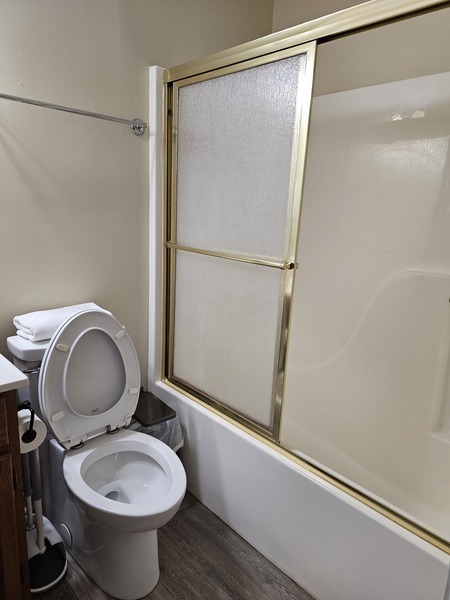 Eagle Bluff Condominium #5 Photo 4